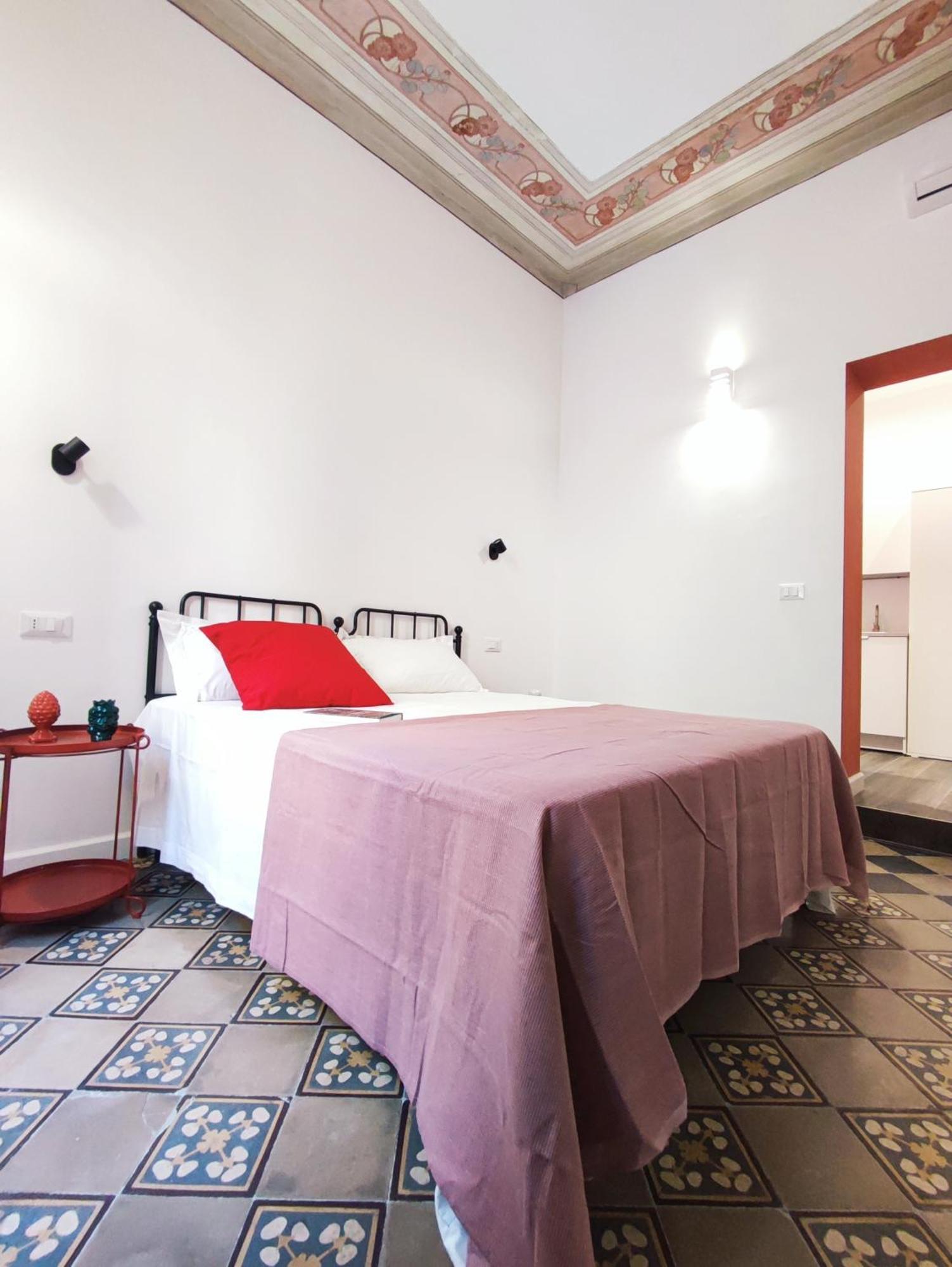 Donna Oliva Guest House Palermo Exterior foto